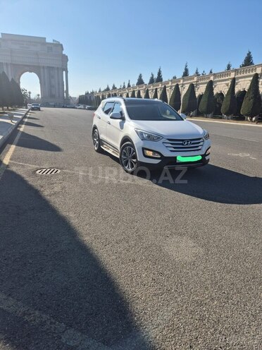 Hyundai Santa Fe-1