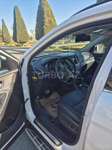 Hyundai Santa Fe-11