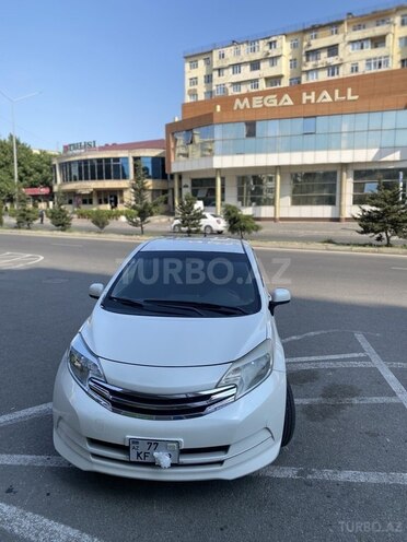 Nissan Note-1