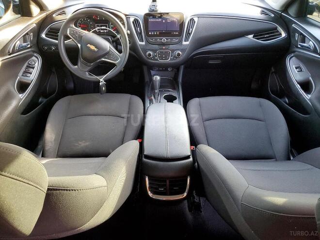 Chevrolet Malibu-8