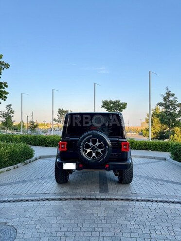 Jeep Wrangler-13