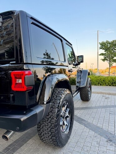 Jeep Wrangler-16