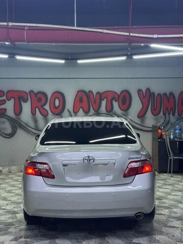 Toyota Camry-3