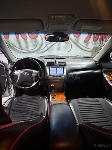Toyota Camry-9