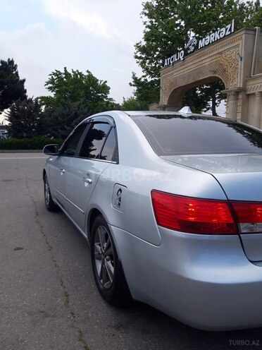 Hyundai Sonata-6