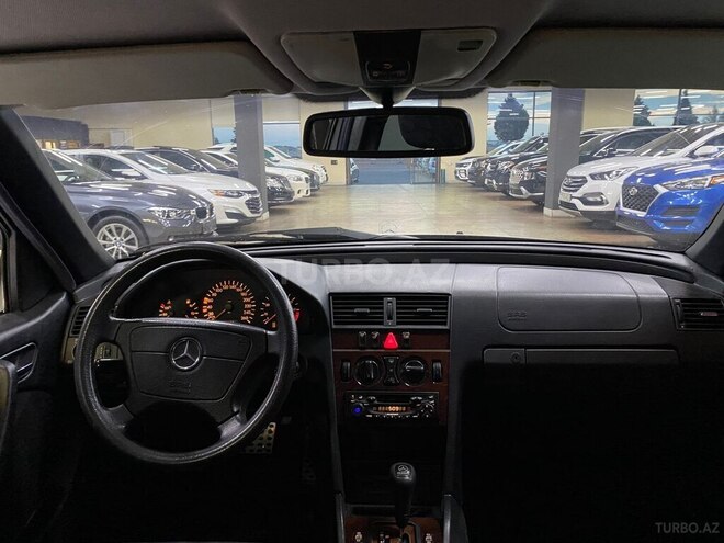 Mercedes C 200-9