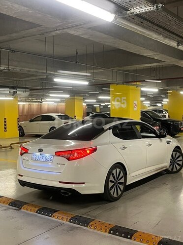 Kia Optima-3