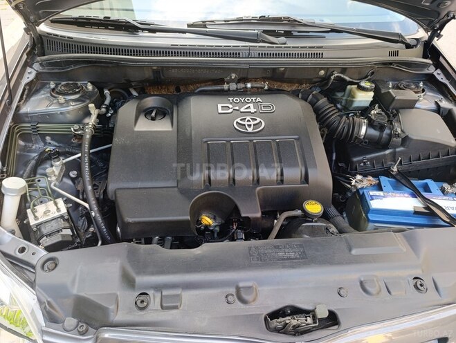 Toyota Corolla-11