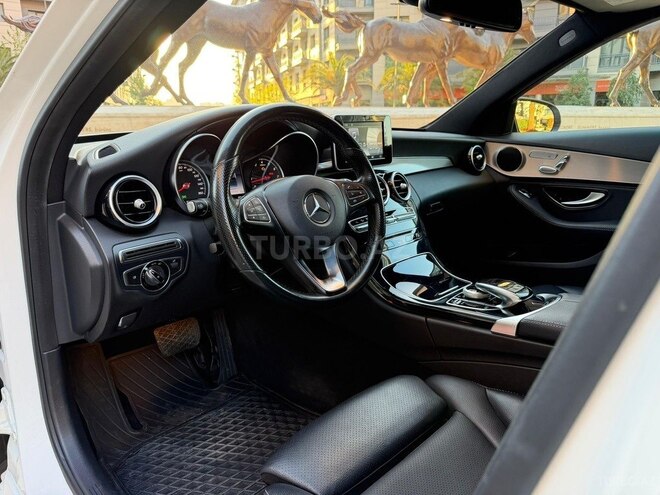 Mercedes C 300-10
