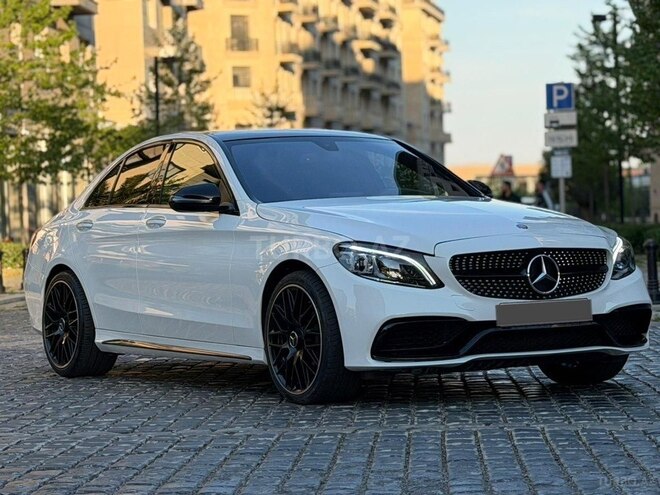 Mercedes C 300-1