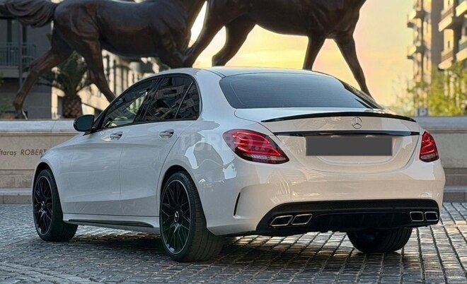 Mercedes C 300-4