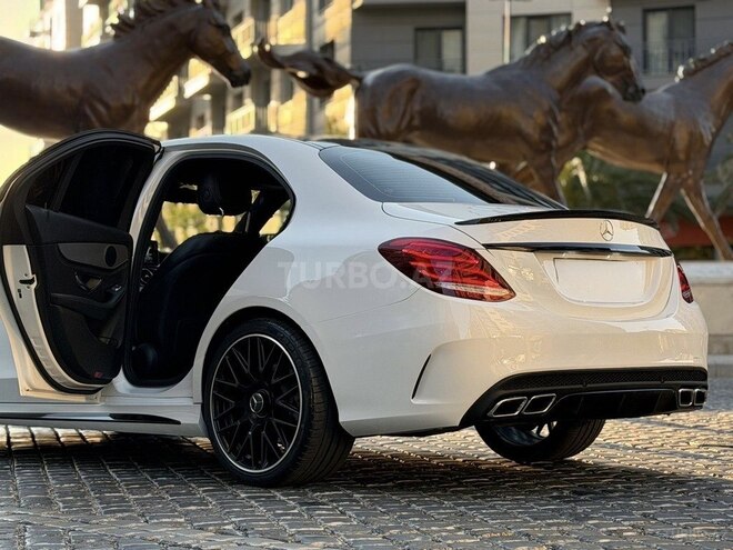 Mercedes C 300-6