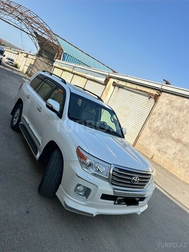 Toyota Land Cruiser-2
