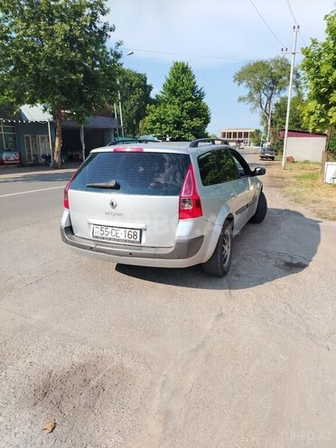 Renault Megane-2