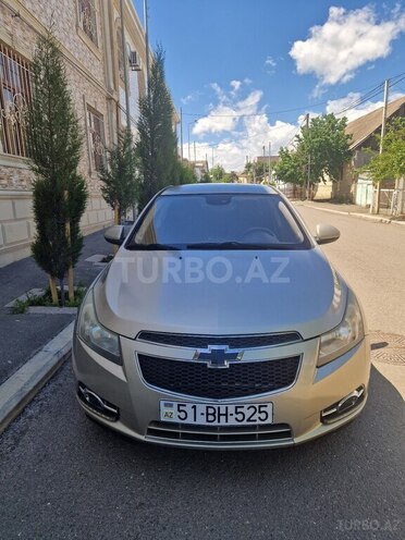 Chevrolet Cruze-1