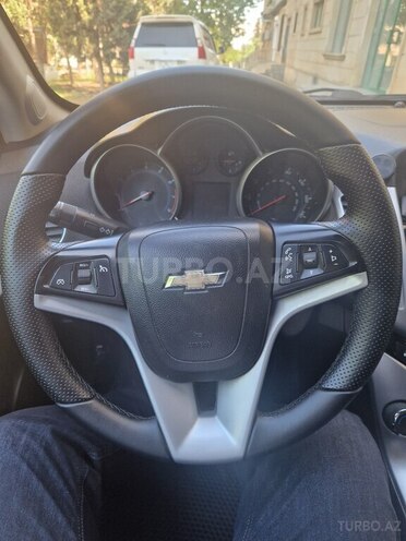 Chevrolet Cruze-5