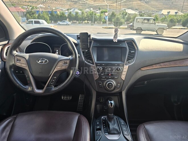 Hyundai Santa Fe-3
