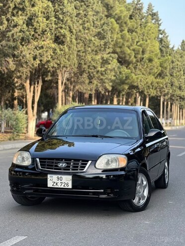 Hyundai Accent-1