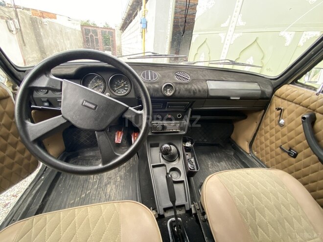 LADA (VAZ) 2106-4