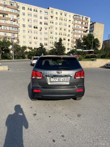 Kia Sorento-8