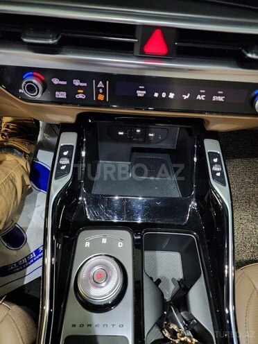 Kia Sorento-11
