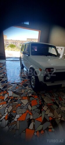 LADA (VAZ) Niva-2