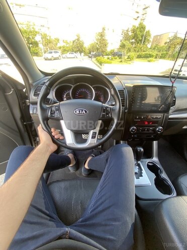 Kia Sorento-9