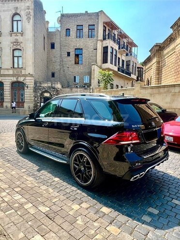 Mercedes GLE 350 4MATIC-3
