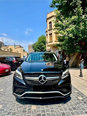 Mercedes GLE 350 4MATIC-2