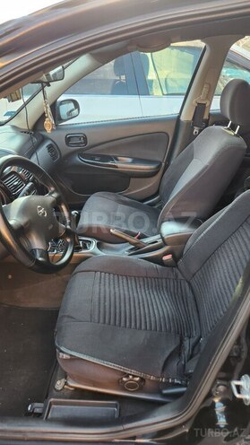 Nissan Sunny-14