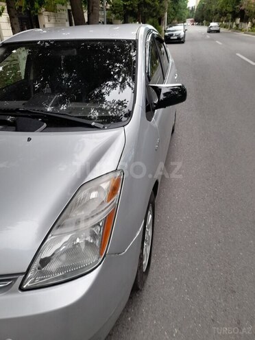 Toyota Prius-6