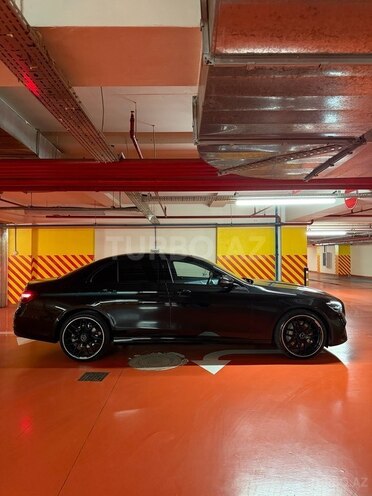 Mercedes E 300 e-6