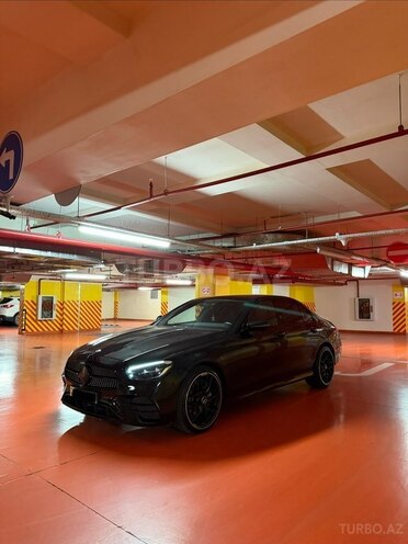 Mercedes E 300 e-2