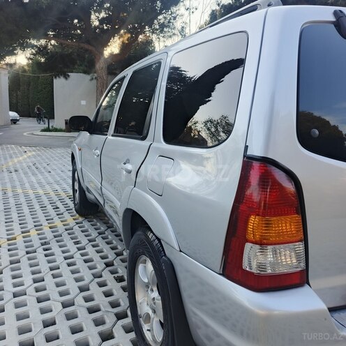 Mazda Tribute-7