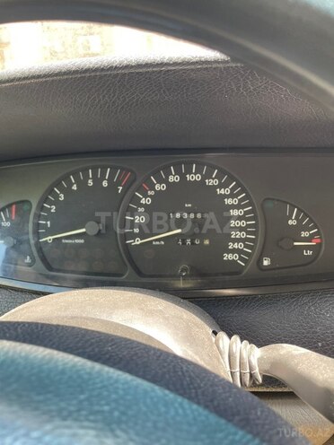 Opel Omega-11