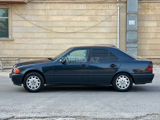 Mercedes C 200-8