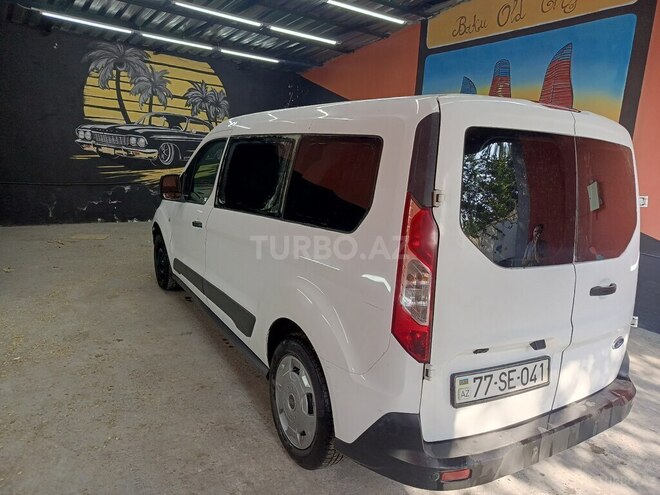 Ford Tourneo Connect-7