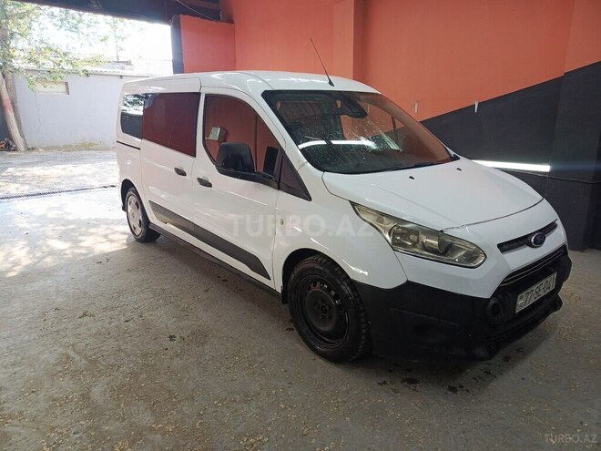 Ford Tourneo Connect-14