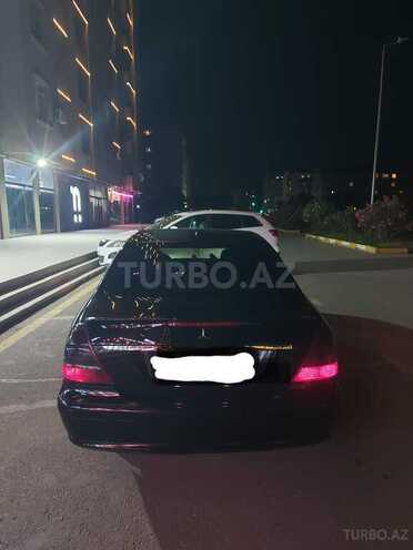 Mercedes E 320 4MATIC-5
