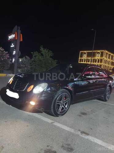 Mercedes E 320 4MATIC-2