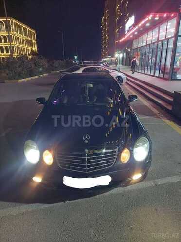 Mercedes E 320 4MATIC-4