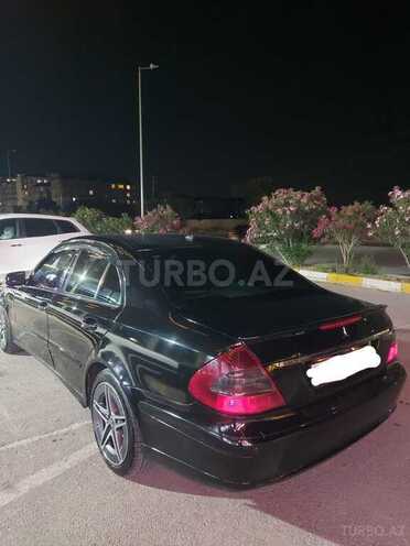 Mercedes E 320 4MATIC-8