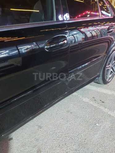 Mercedes E 320 4MATIC-7