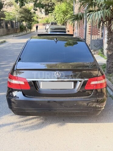 Mercedes E 220-7