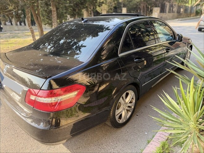 Mercedes E 220-3