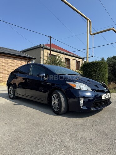 Toyota Prius-14