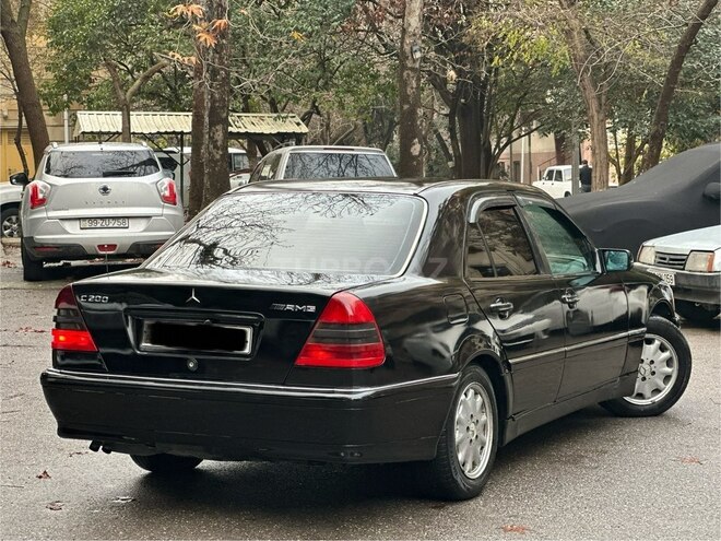 Mercedes C 200-12
