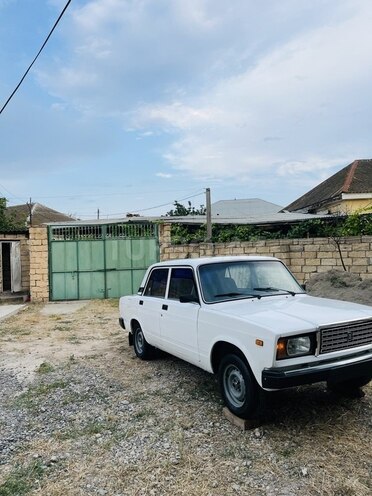 LADA (VAZ) 2107-4