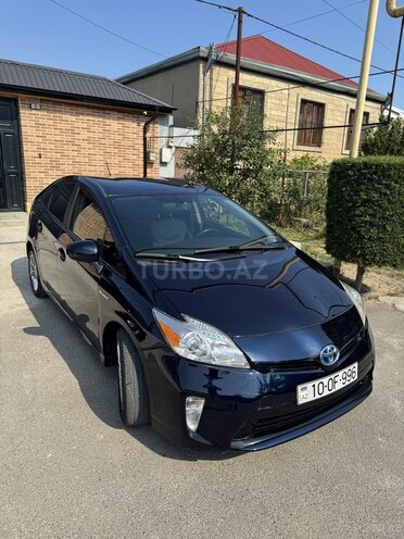 Toyota Prius-21