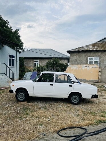LADA (VAZ) 2107-11
